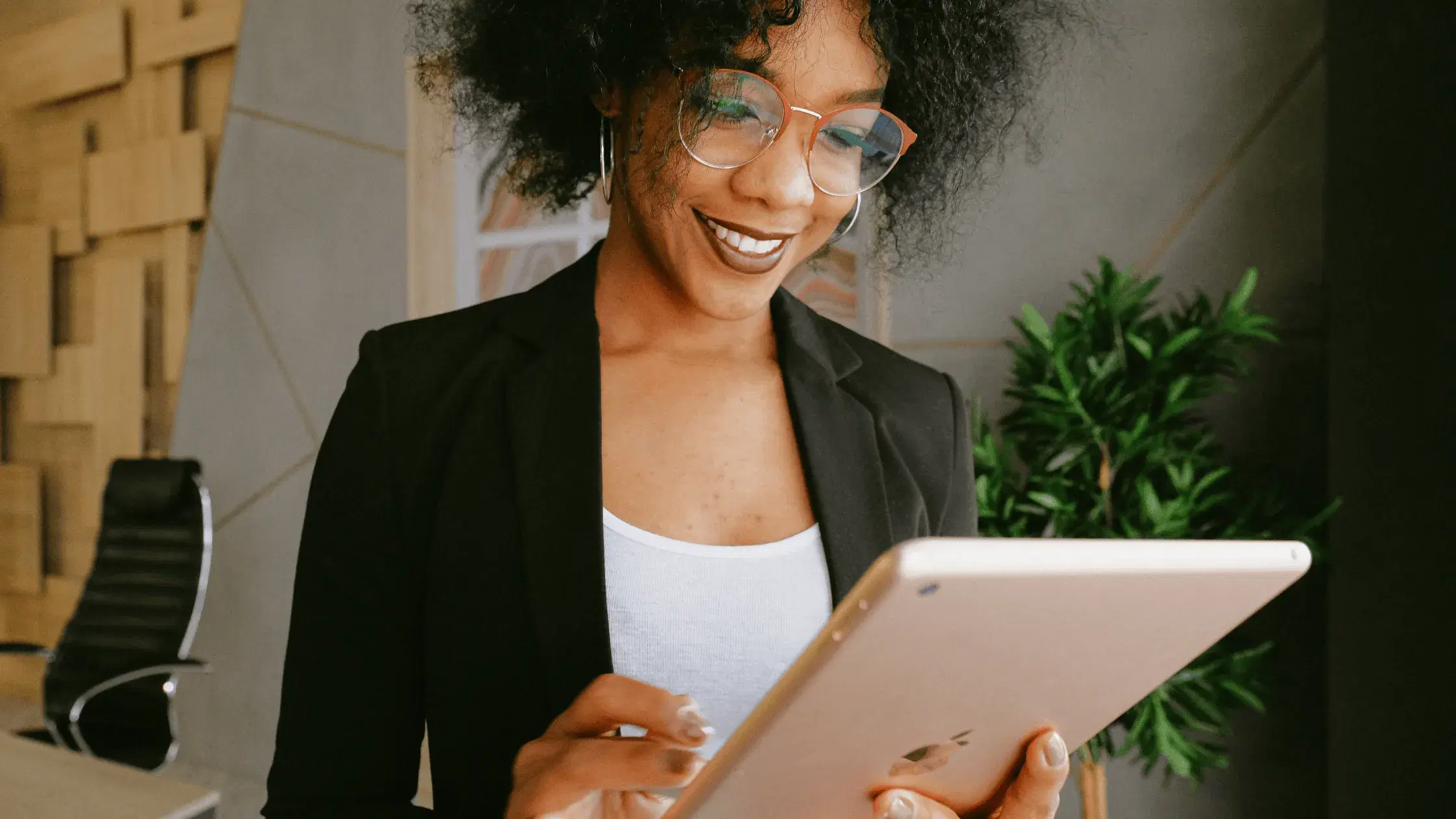 Close the Communication Gap: A Step-by-Step Guide for Executing Your Business Dreams